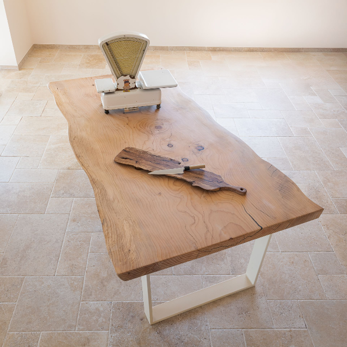 table sur mesure ne cèdre